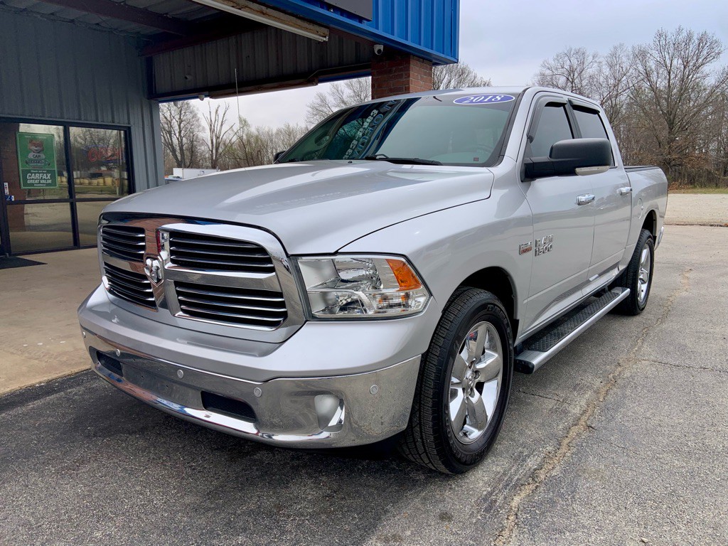 2018 RAM 1500 Image 2