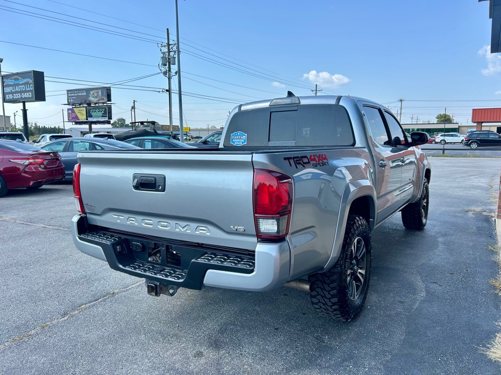 2019 Toyota Tacoma Image 5