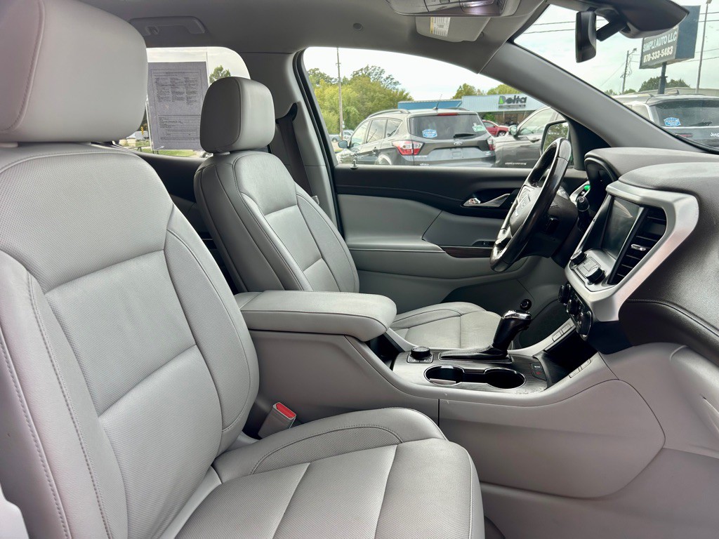 2019 GMC Acadia Image 8