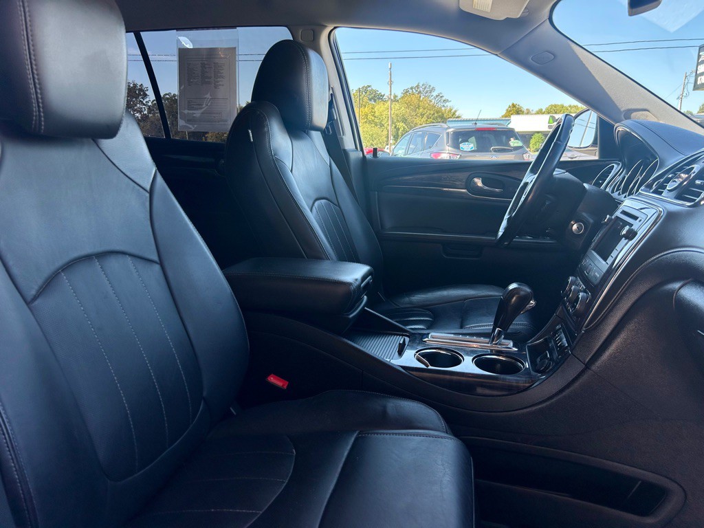2017 Buick Enclave Image 8