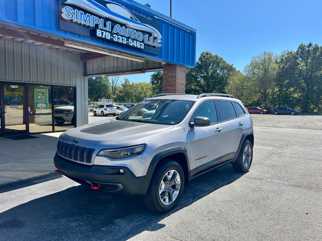 2019 Jeep Cherokee Image 2