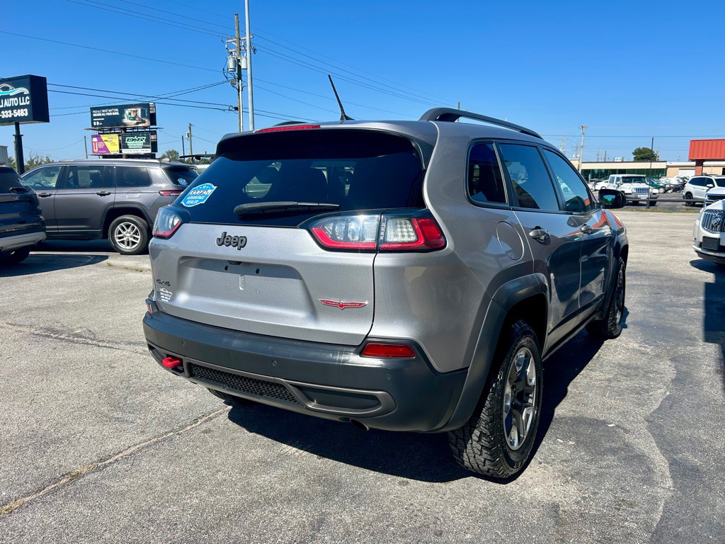 2019 Jeep Cherokee Image 5