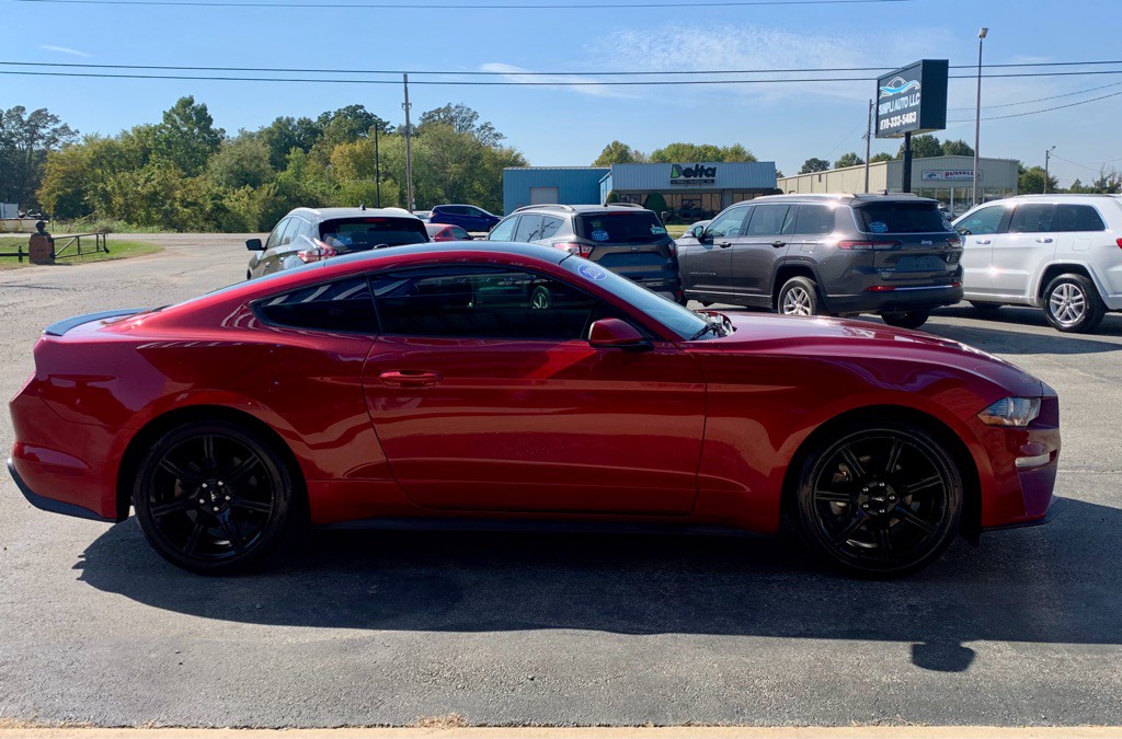 2020 Ford Mustang Image 4