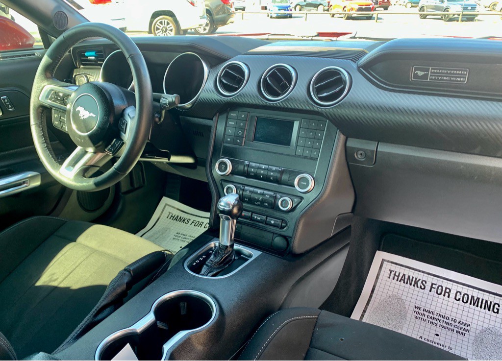 2020 Ford Mustang Image 7