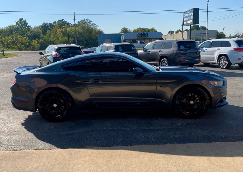 2015 Ford Mustang Image 4