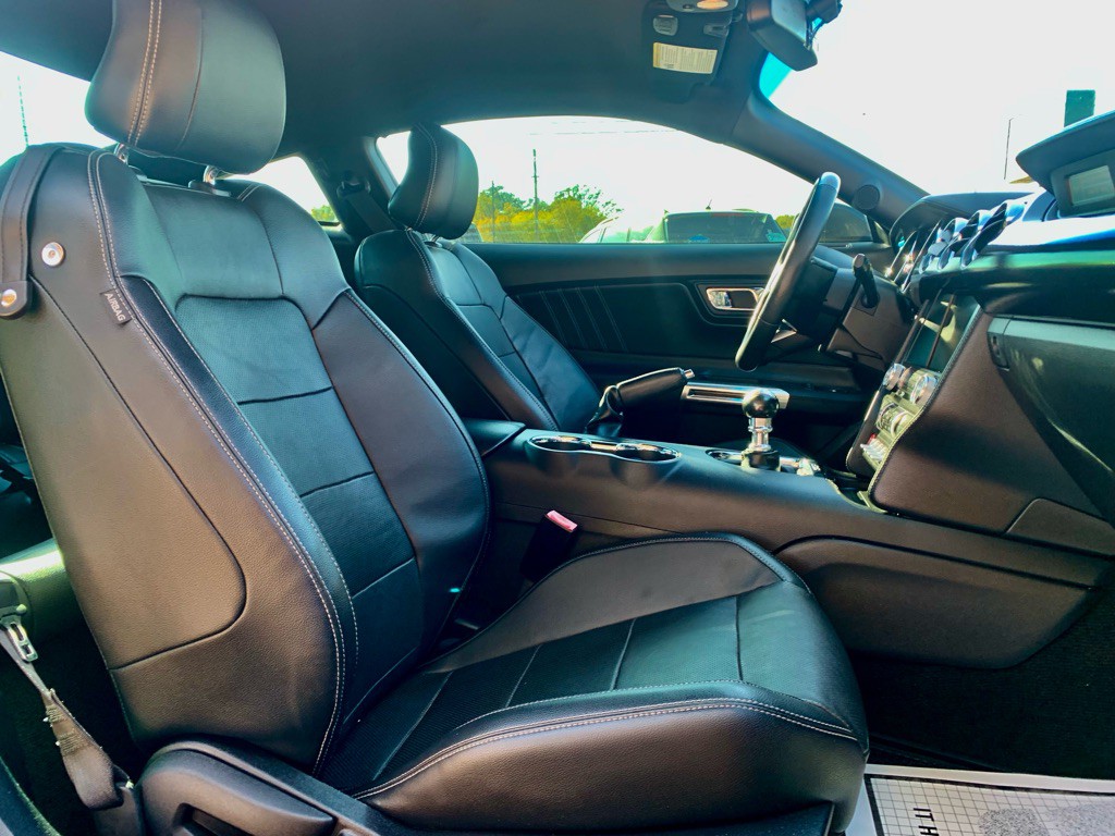 2015 Ford Mustang Image 8