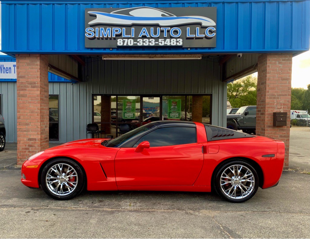 2011 Chevrolet Corvette Image 1