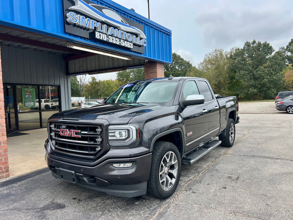 2016 GMC Sierra Image 2
