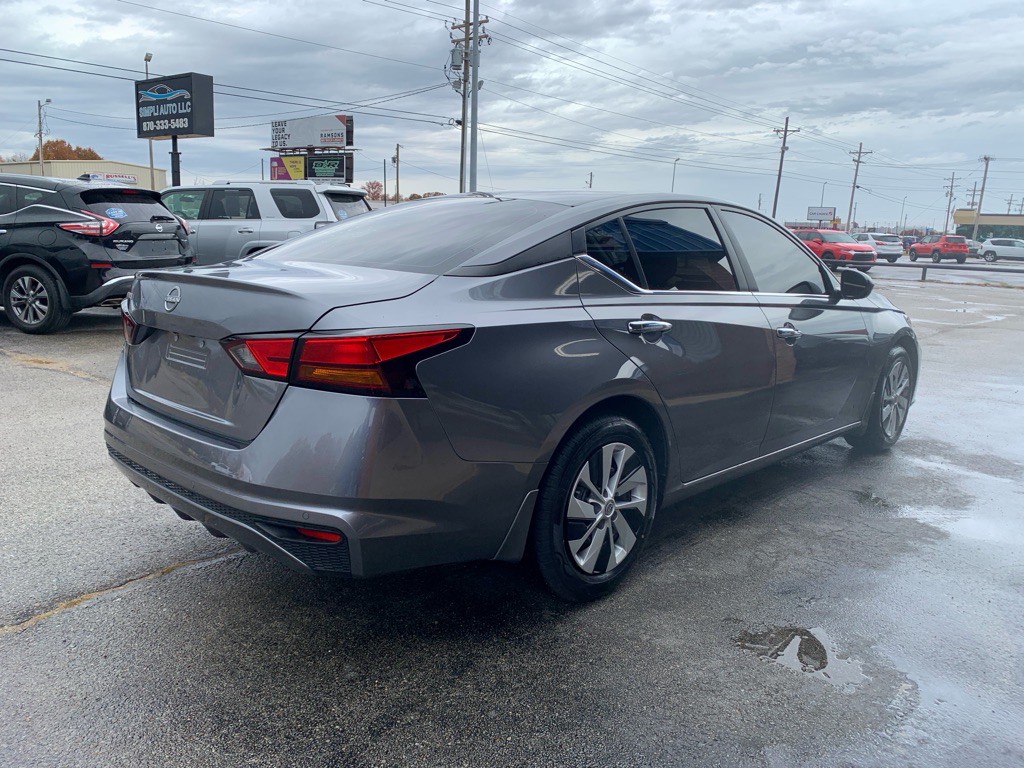 2024 Nissan Altima Image 5