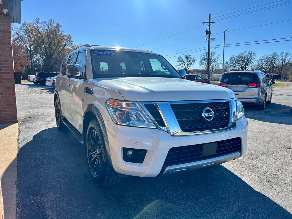 2017 Nissan Armada Image 3