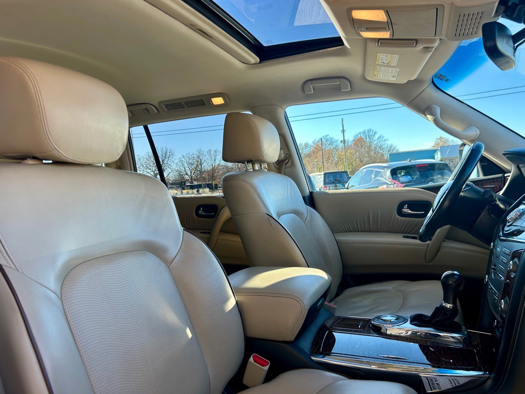 2017 Nissan Armada Image 8