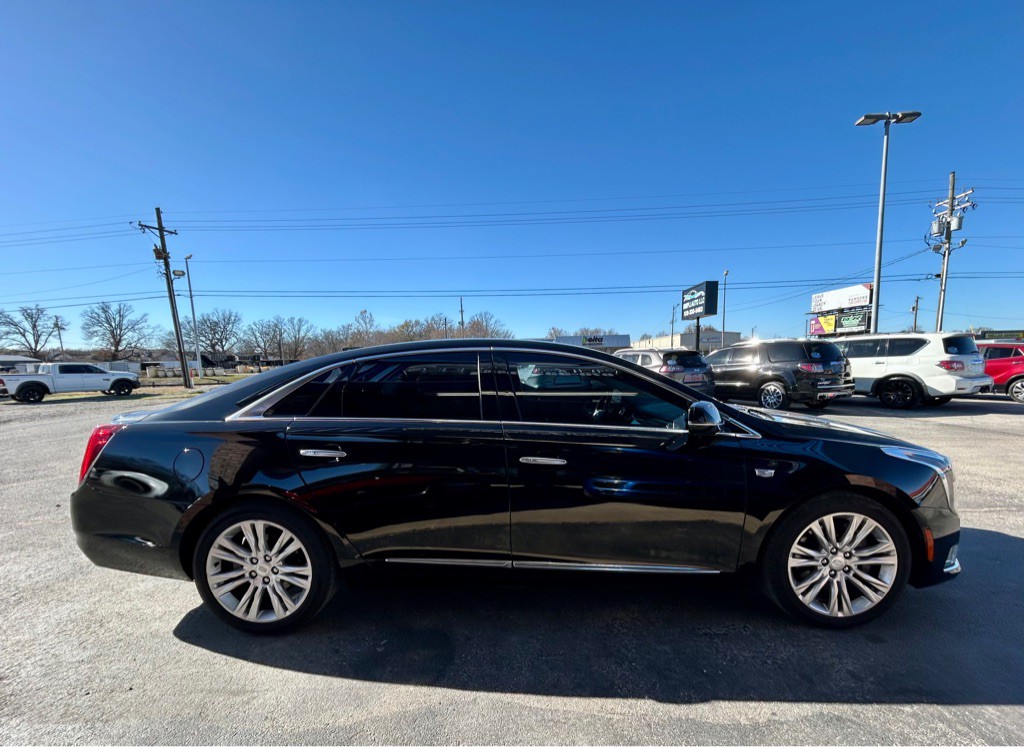 2019 Cadillac XTS Image 4