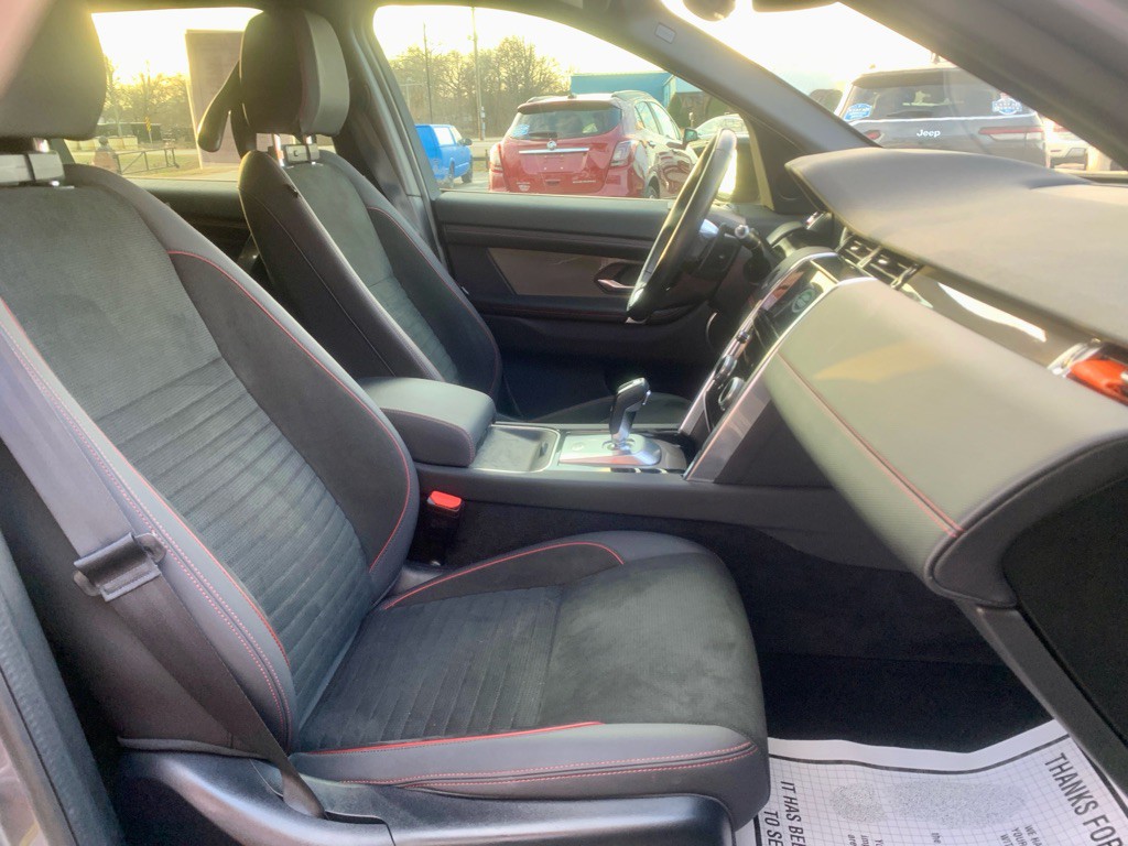 2020 Land Rover Discovery Sport Image 9