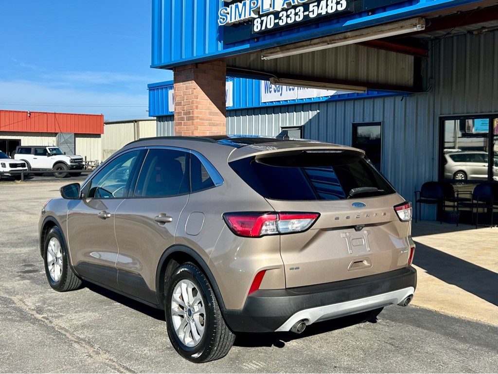 2020 Ford Escape Image 4