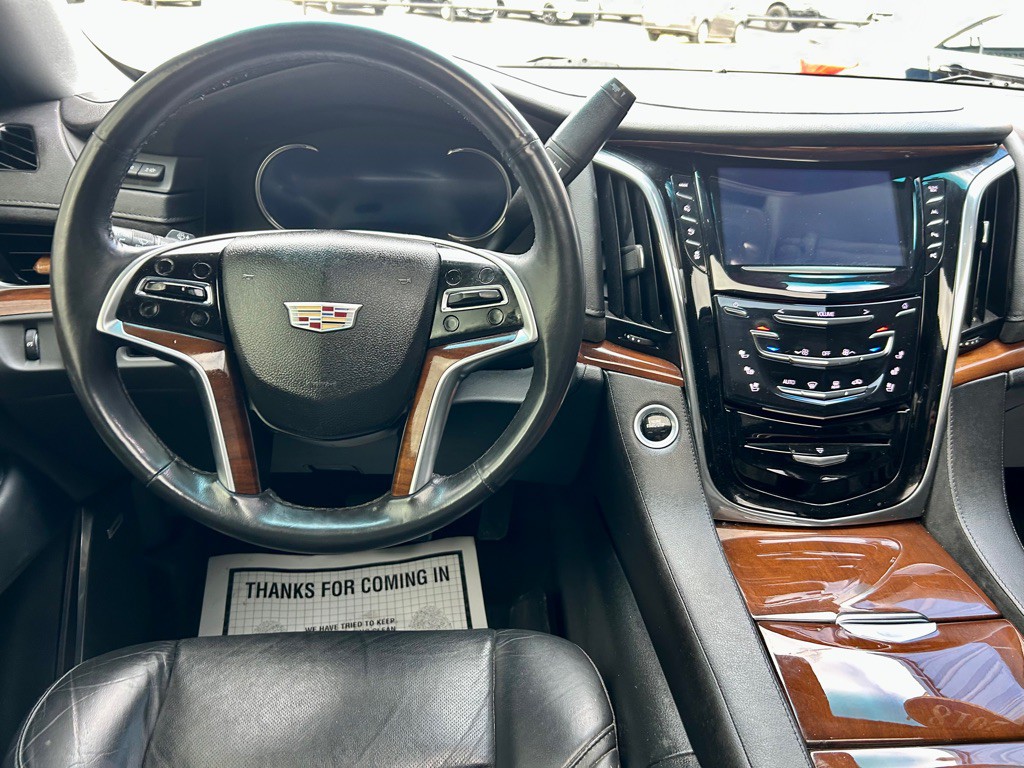 2018 Cadillac Escalade Image 5