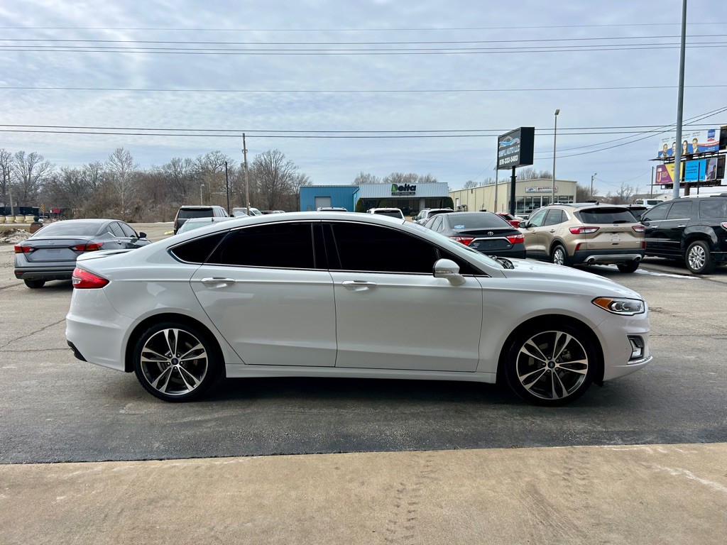 2019 Ford Fusion Image 4
