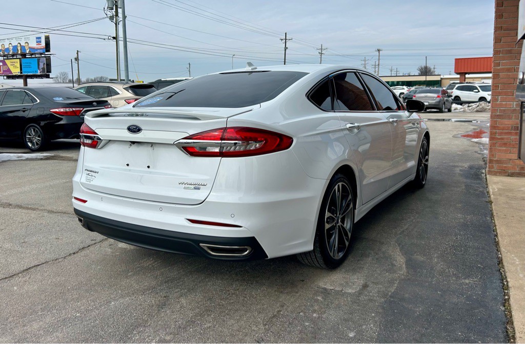 2019 Ford Fusion Image 5