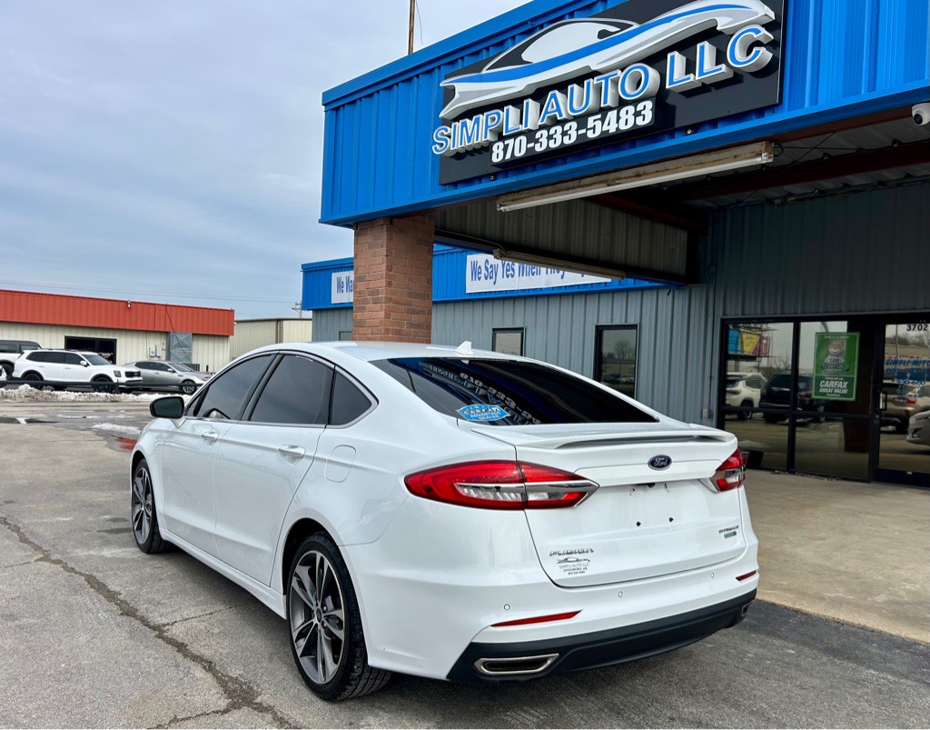 2019 Ford Fusion Image 6