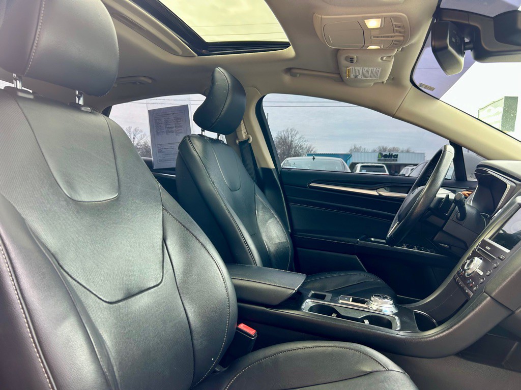 2019 Ford Fusion Image 8