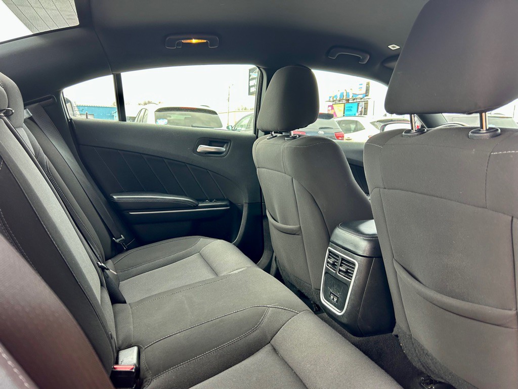 2022 Dodge Charger Image 9