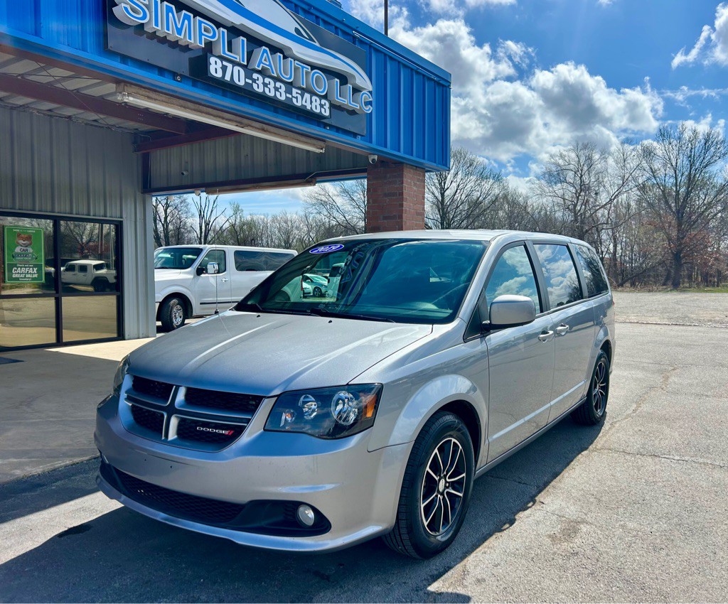 2019 Dodge Grand Caravan Image 2