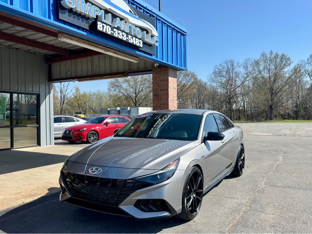 2021 Hyundai Elantra Image 2