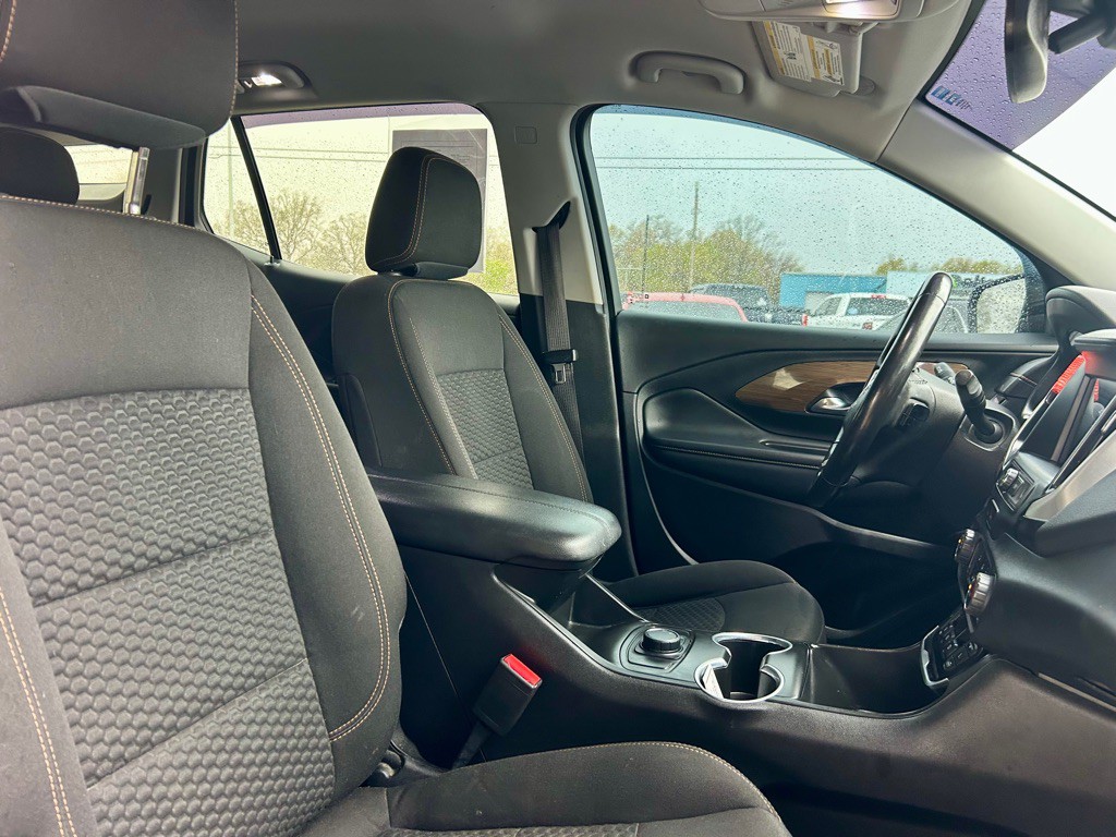 2020 GMC Terrain Image 8