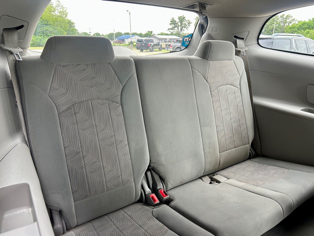 2015 Buick Enclave Image 9