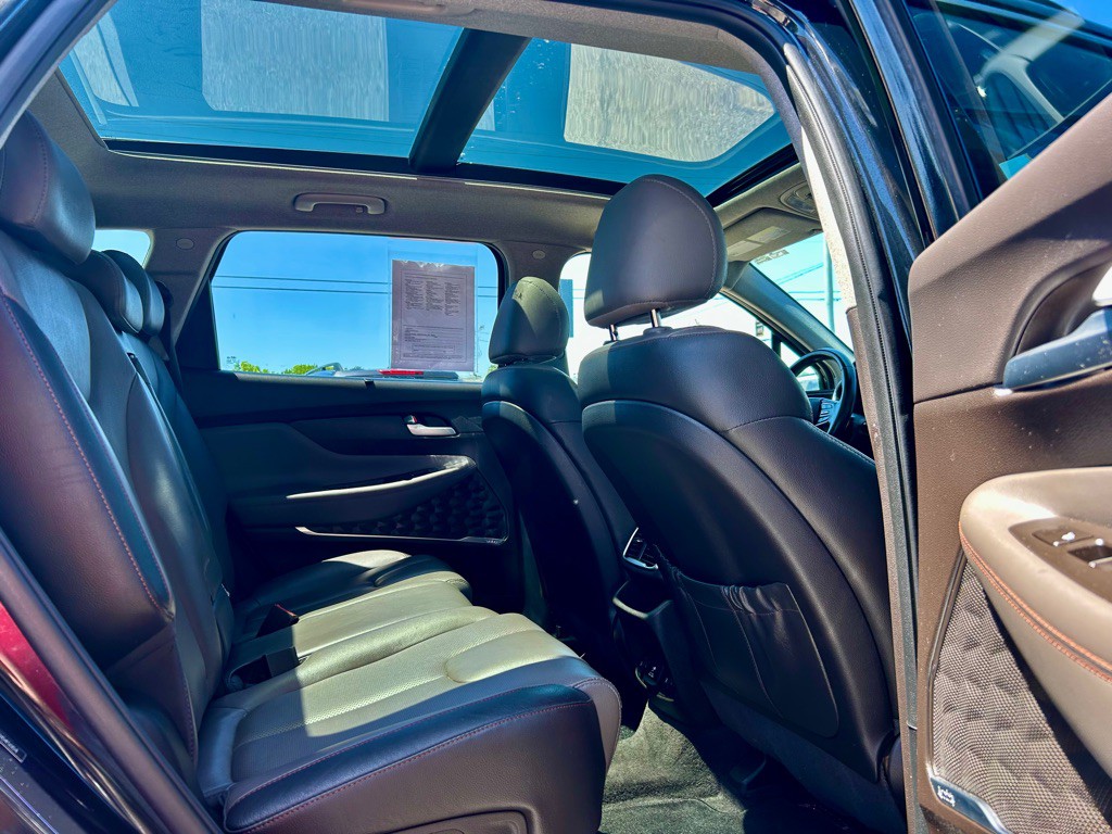 2019 Hyundai Santa Fe Image 9