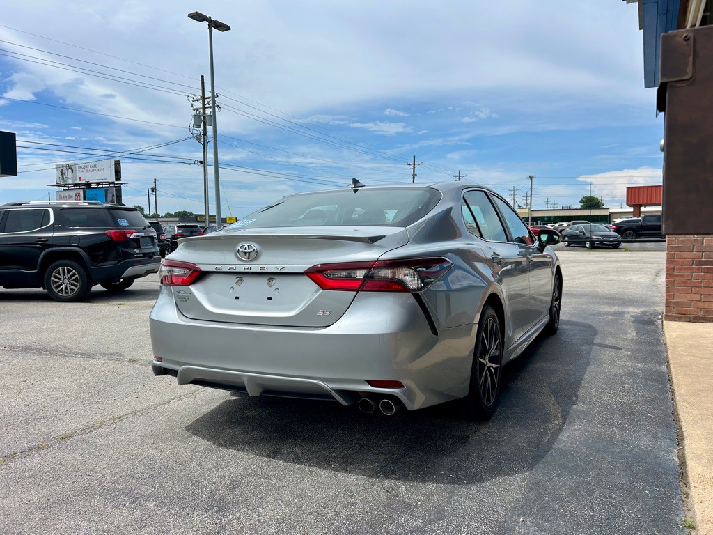 2021 Toyota Camry Image 5