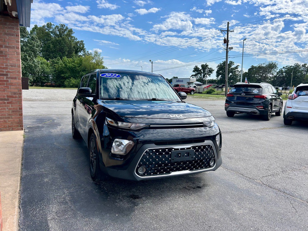 2022 Kia Soul Image 3