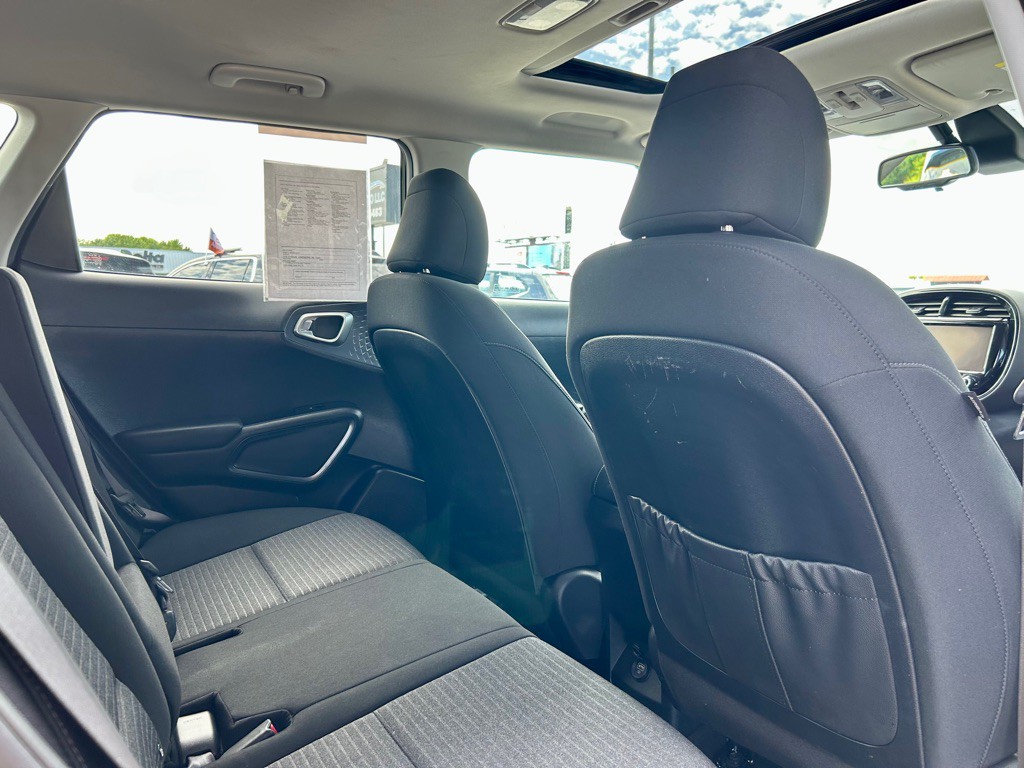 2022 Kia Soul Image 9