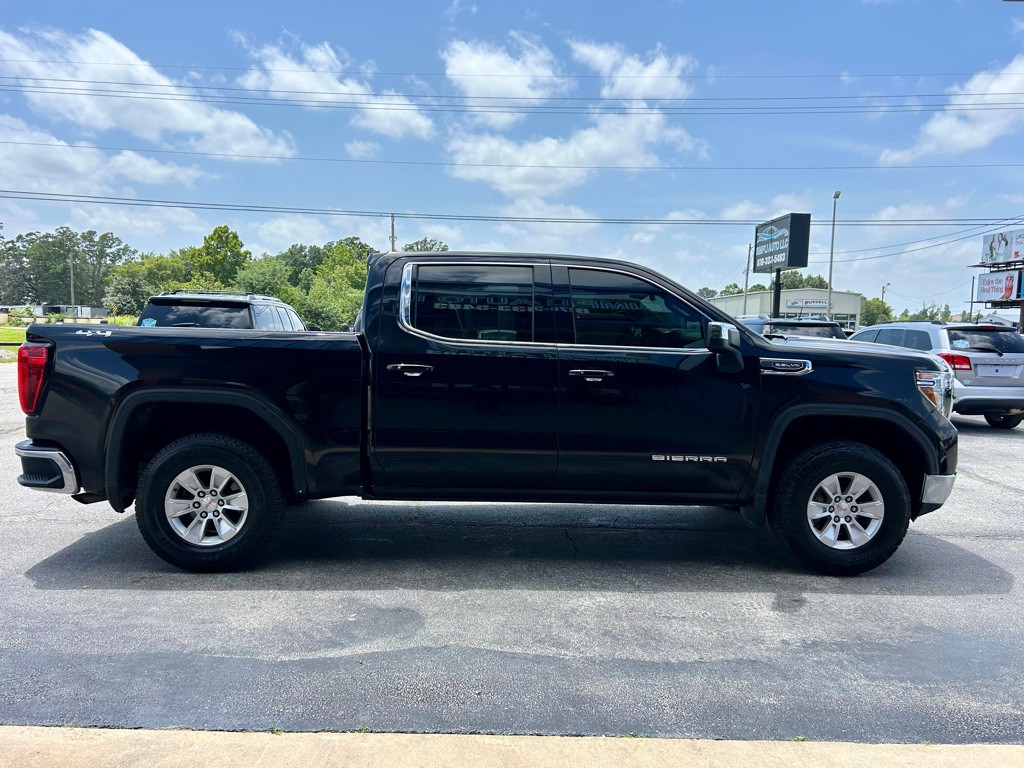 2019 GMC Sierra Image 3