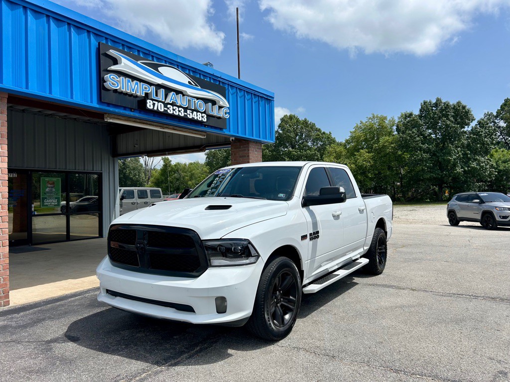 2018 RAM 1500 Image 2
