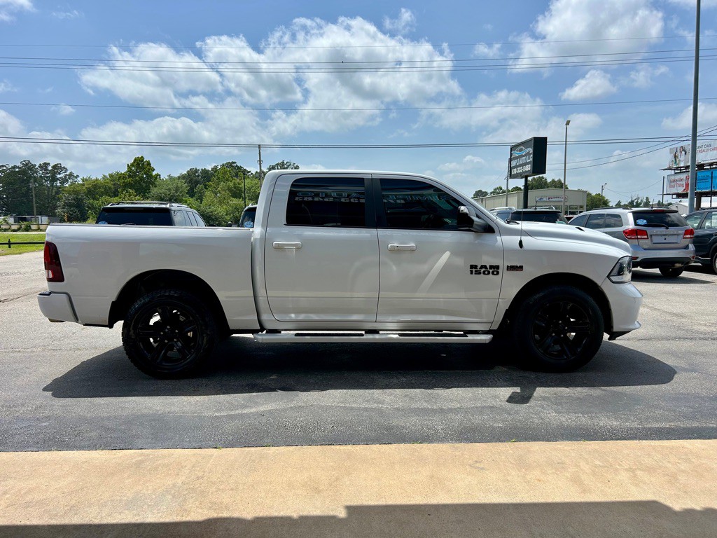 2018 RAM 1500 Image 4