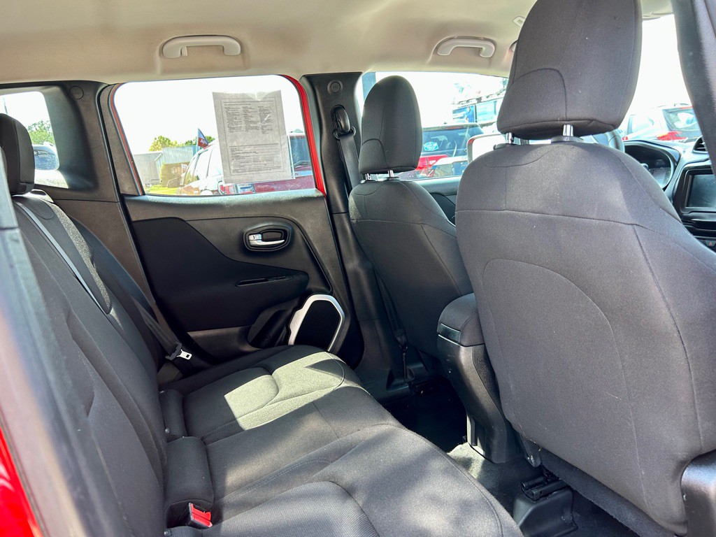 2019 Jeep Renegade Image 9