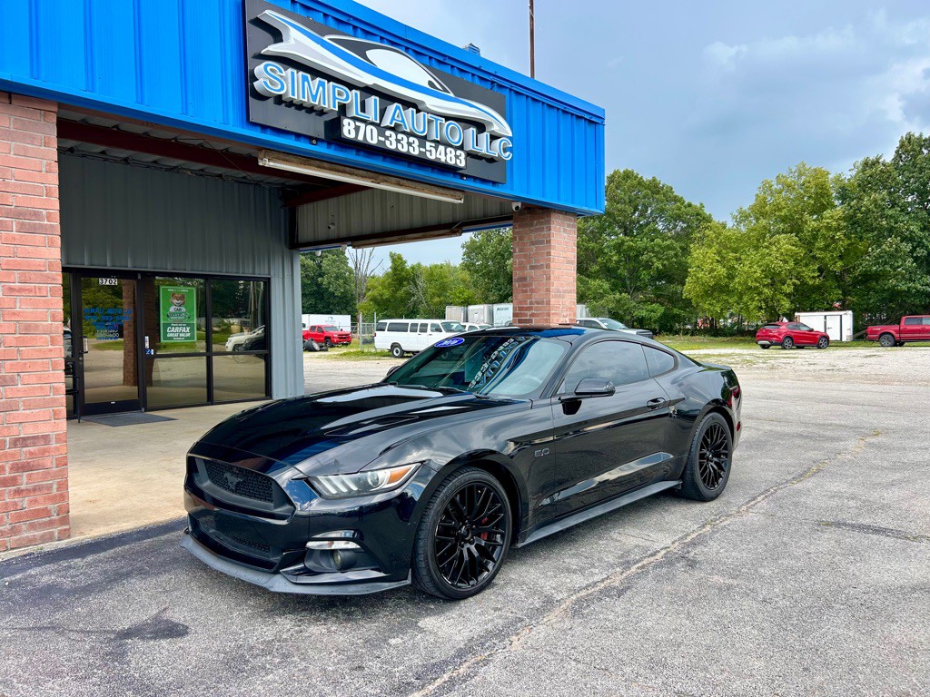 2016 Ford Mustang Image 2