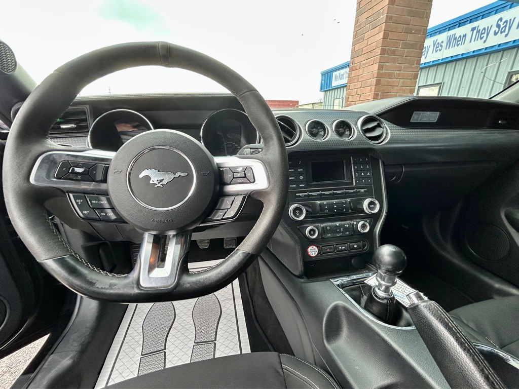 2016 Ford Mustang Image 7