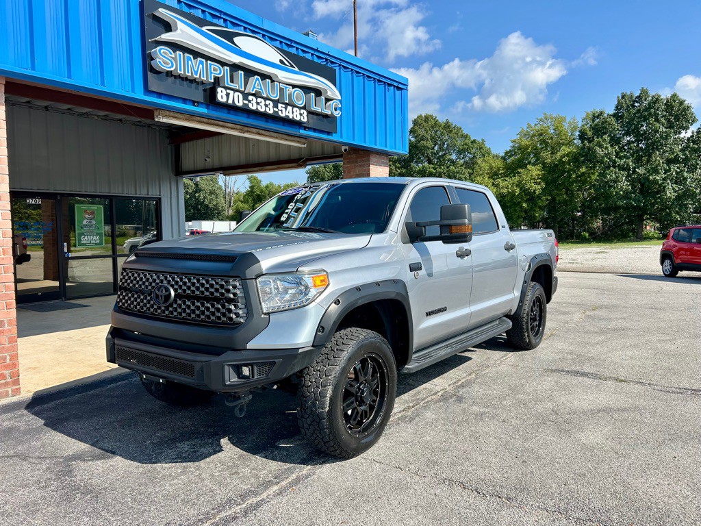 2017 Toyota Tundra Image 2