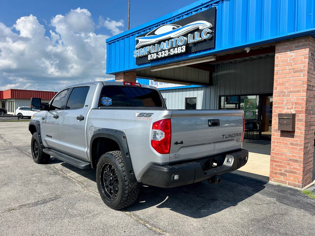 2017 Toyota Tundra Image 6