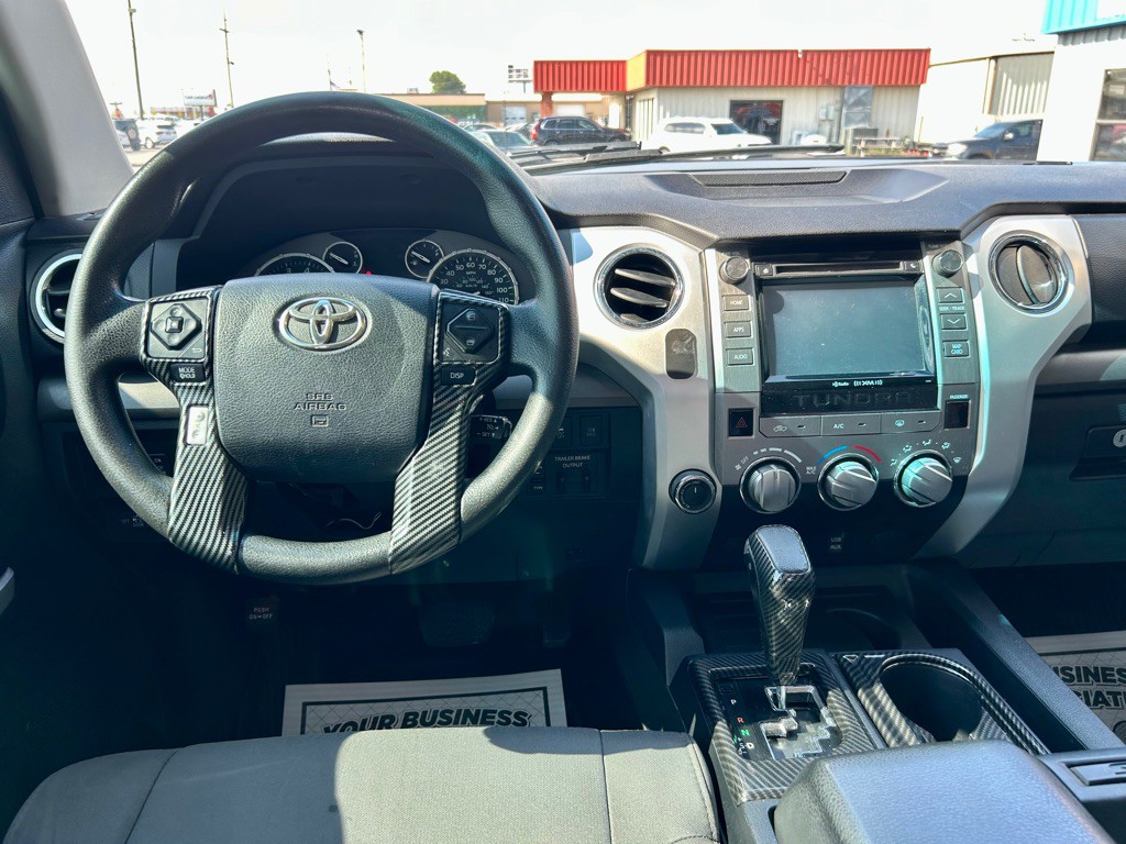2017 Toyota Tundra Image 7