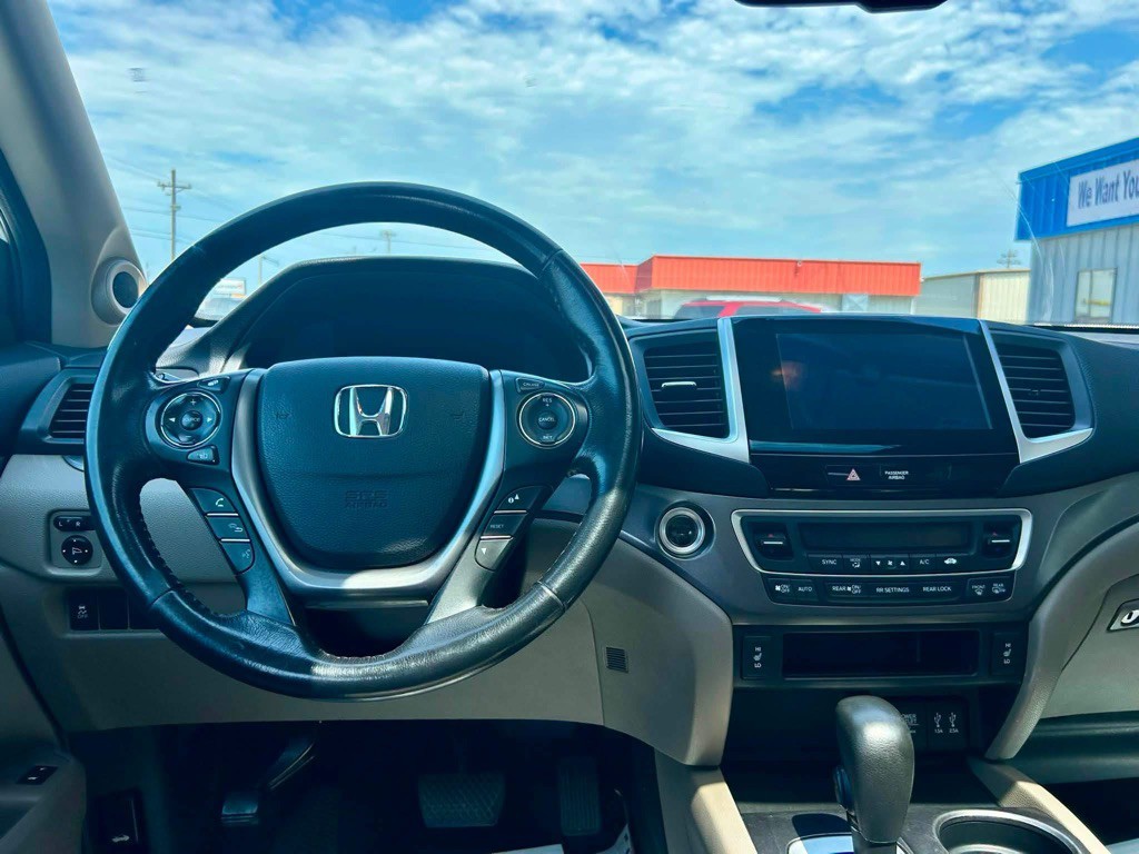 2016 Honda Pilot Image 6