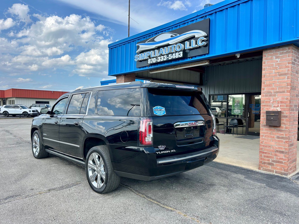 2017 GMC Yukon Image 6