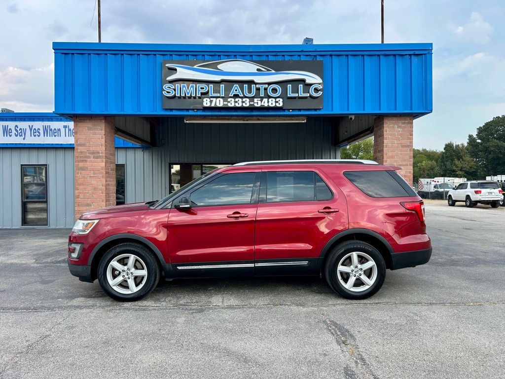 2017 Ford Explorer Image 1
