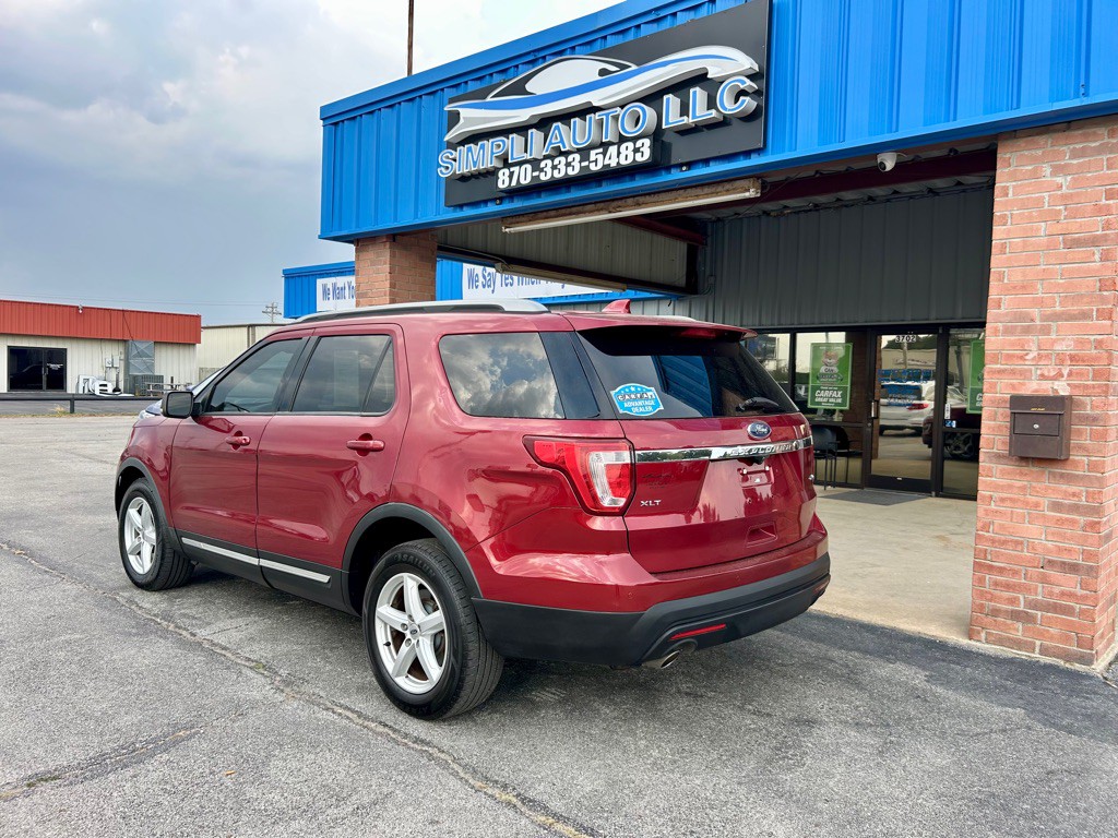 2017 Ford Explorer Image 6