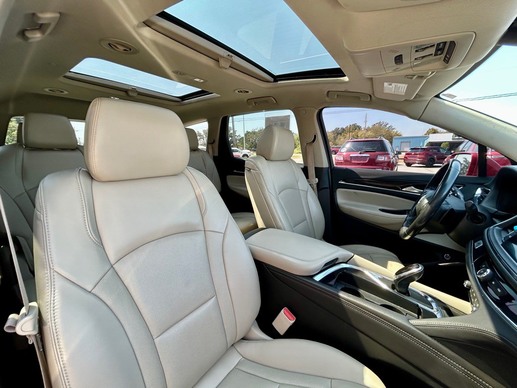 2018 Buick Enclave Image 8