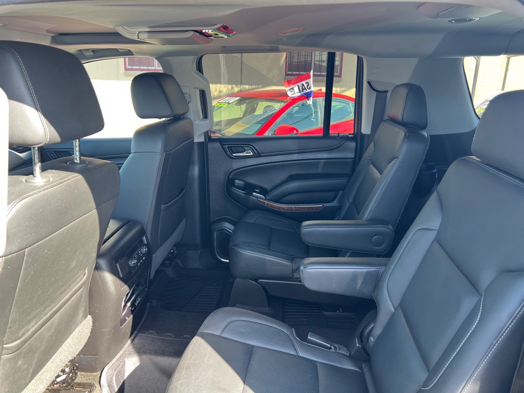 2018 Chevrolet Suburban Image 5