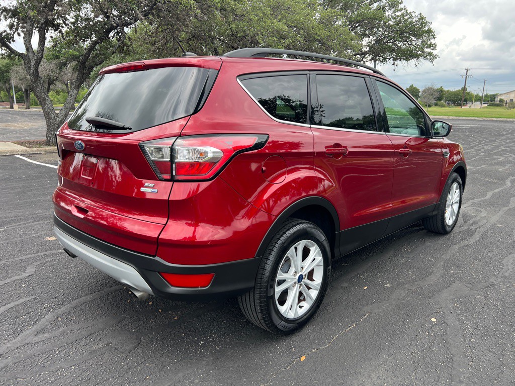 2018 Ford Escape Image 3