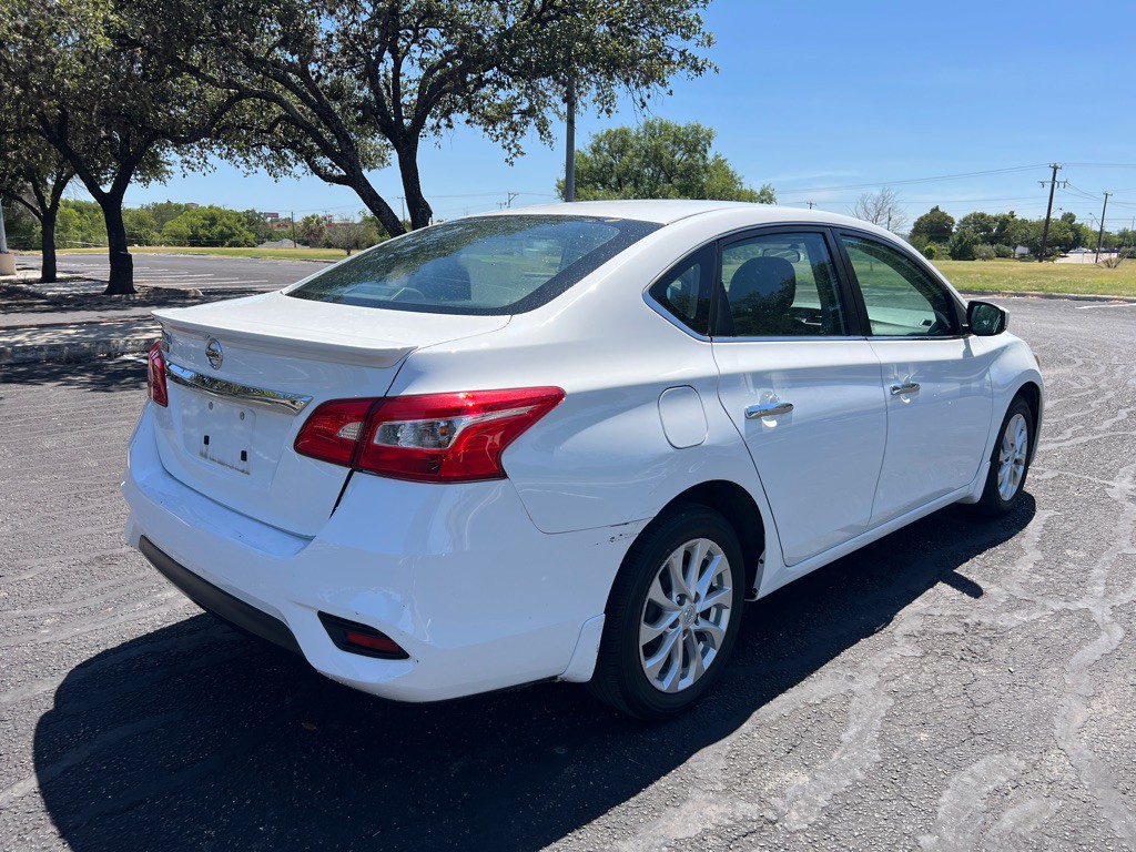 2019 Nissan Sentra Image 3