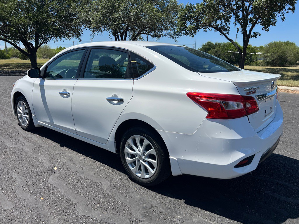 2019 Nissan Sentra Image 4